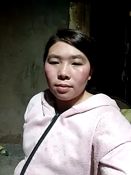 quynhkoolbae online show from November 20, 12:39 pm