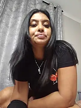 Snapshot of Indian_GlowingMiax chatting on October 23, 5:52 pm Indian GlowingMiax online show from October 23, 5:52 pm