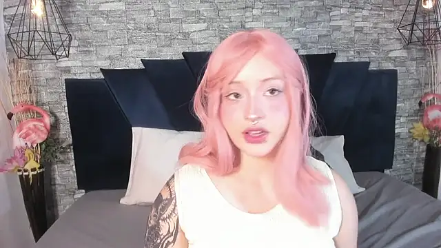 Suxan White  online show from March 12, 8:44 pm