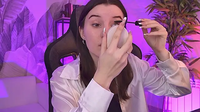 AgataWillis online show from February 11, 7:43 am