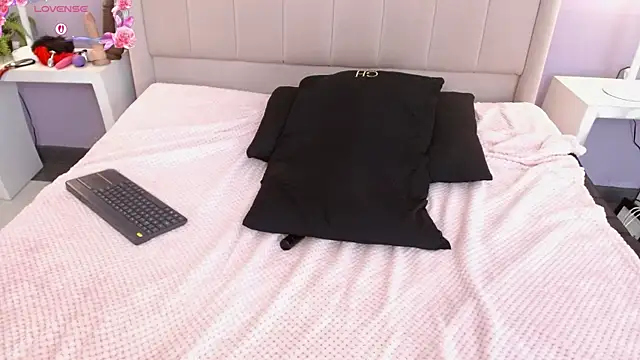 Lolagolden1 online show from June 10, 2:16 pm