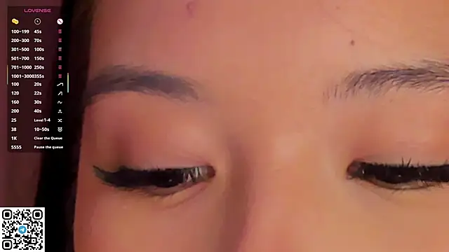 AlberthaEscue online show from November 29, 4:16 am