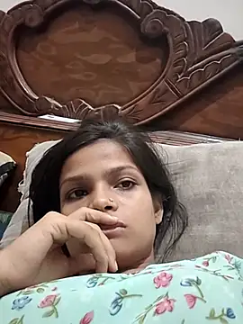 Komal0099 online show from November 1, 12:42 pm