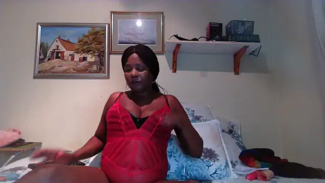 Missparis online show from September 28, 5:40 pm