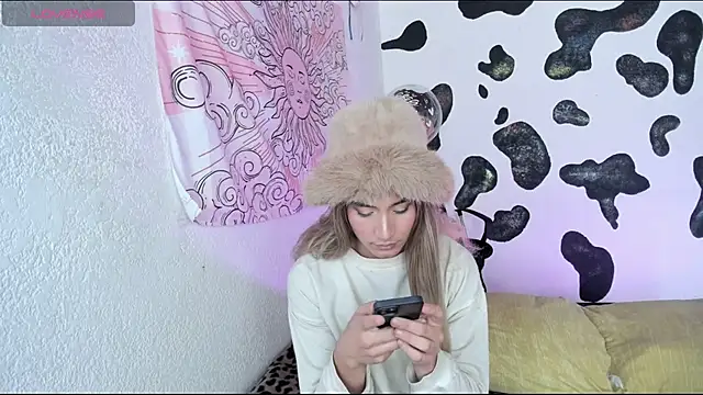 brihanna cooper online show from December 5, 1:23 pm