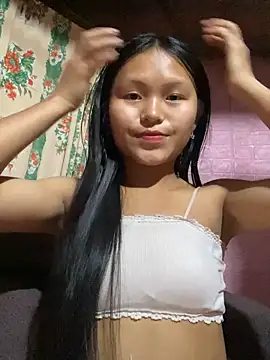 milo bae online show from February 6, 1:25 pm