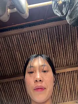 EmLy02 online show from March 31, 1:05 am