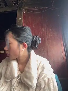 EmLy02 online show from March 19, 5:56 am