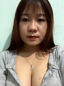 qinejr37 online show from November 27, 2:36 am