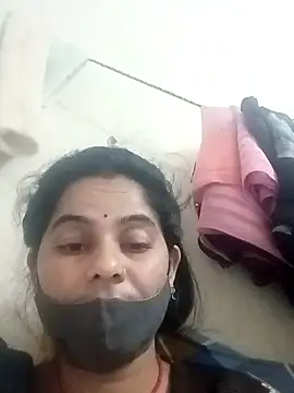 JULEE-740 online show from November 12, 6:06 pm