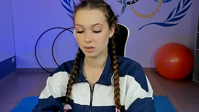 ArielSykes online show from September 15, 10:56 am