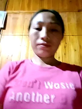 lucybaby00 online show from April 9, 12:10 pm