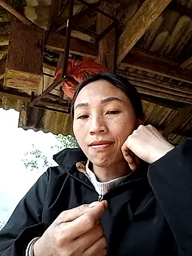 lucybaby00 online show from January 12, 5:12 am