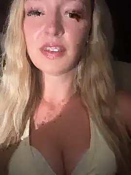 emilypeperoni online show from June 26, 9:05 pm