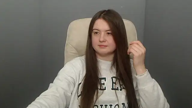 MavkaCute online show from February 21, 7:03 pm