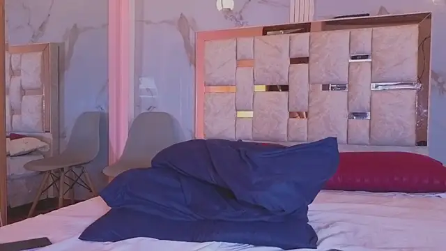 Aria Bennett1 online show from November 29, 12:53 pm