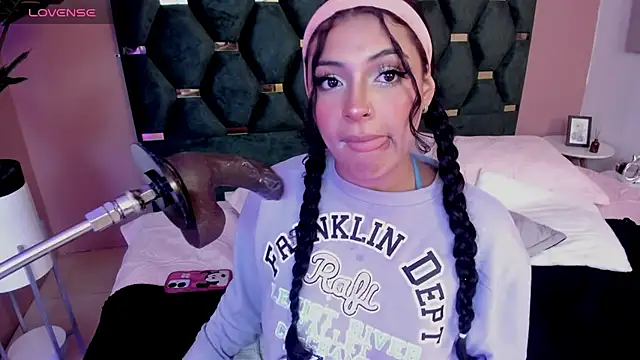 Micki   online show from October 30, 12:28 pm