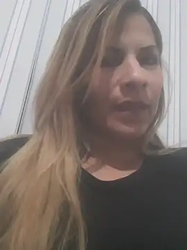 saraferrer151 online show from November 6, 8:48 pm