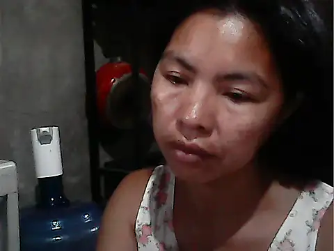 Snapshot of oceanlover23 chatting on September 12, 11:23 pm oceanlover23 online show from September 12, 11:23 pm