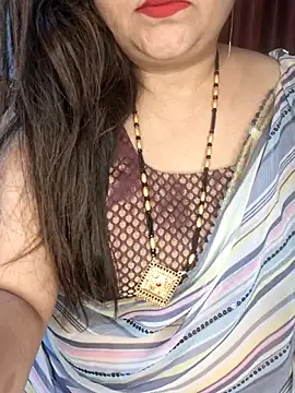 indian-hotmilfs online show from March 24, 7:41 pm