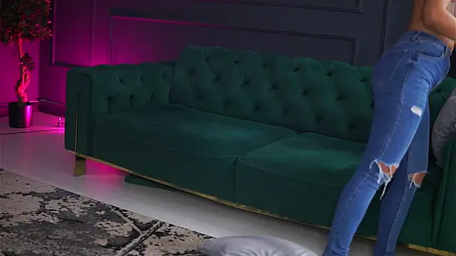 SiennaRuh online show from September 29, 10:31 am