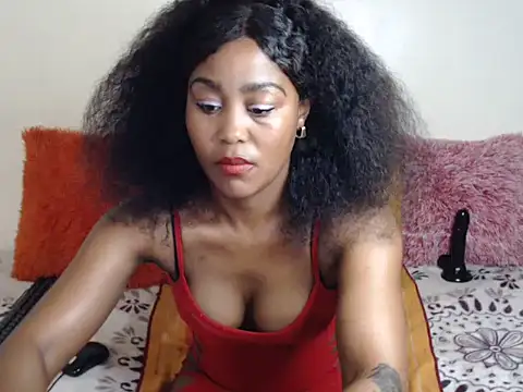 Snapshot of SexySlique chatting on October 21, 2:26 am SexySlique online show from October 21, 2:26 am