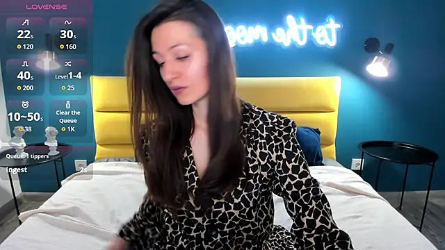 Joan Nelson online show from April 1, 1:28 am