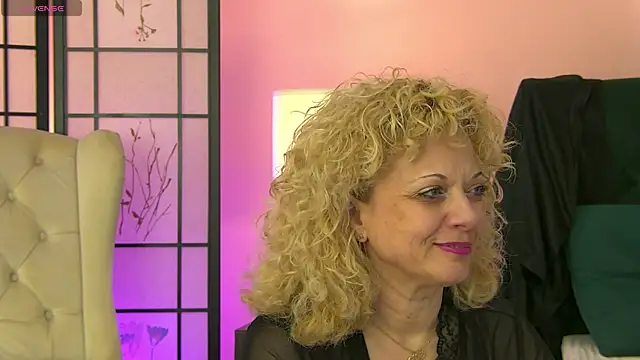 NiaMalkova online show from October 2, 4:45 pm