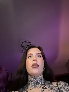 Mariiiiiway online show from July 23, 8:39 pm