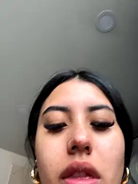 Victoria alson online show from October 25, 2:35 pm