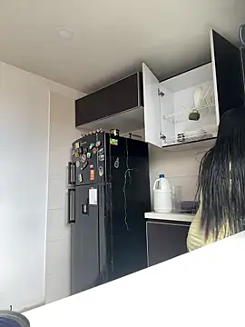 Victoria alson online show from April 2, 7:55 pm