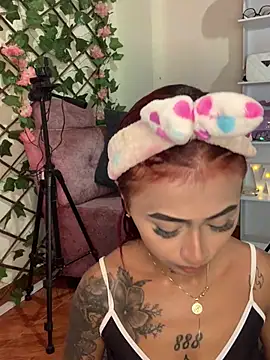 Dirty isabella18 online show from August 4, 10:38 pm