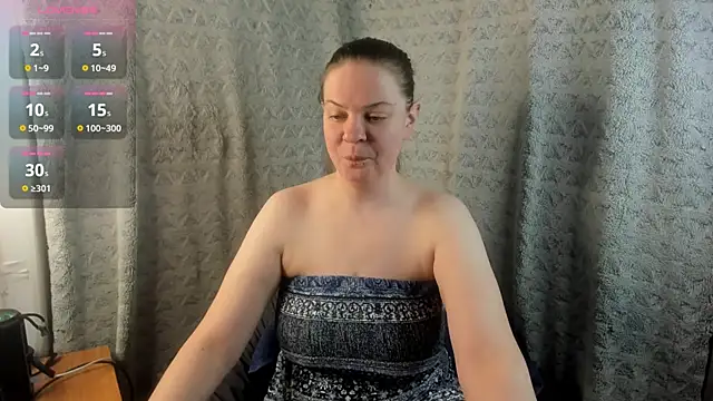 MiaLores online show from February 22, 9:32 am