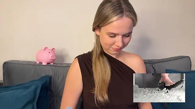 GoddessRoss online show from September 26, 6:38 pm