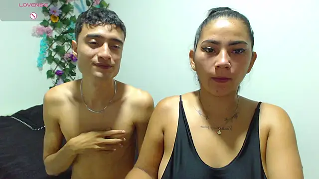 camiYwY online show from October 26, 6:20 am