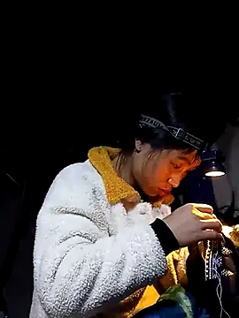 misa 00 online show from January 14, 3:17 pm