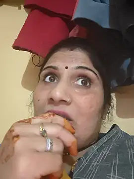 Rakhi99x online show from October 12, 4:42 pm