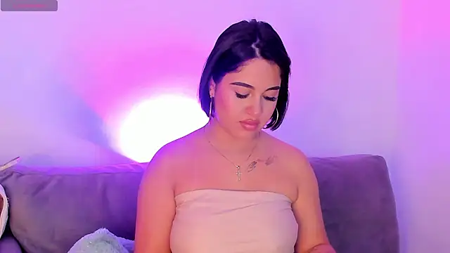 AnaLevii online show from January 7, 11:46 am