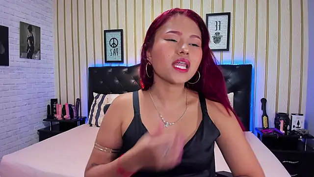 MAYASMITH   online show from October 3, 2:38 am