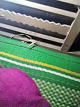 lylylove online show from November 1, 9:24 am