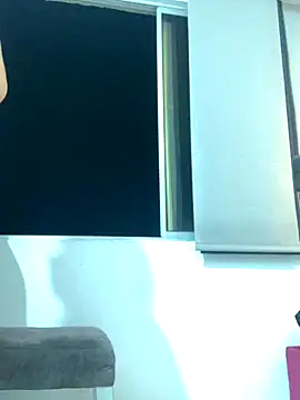 Kylie Patrick online show from November 18, 4:02 am