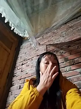 miss-su online show from December 1, 11:29 pm