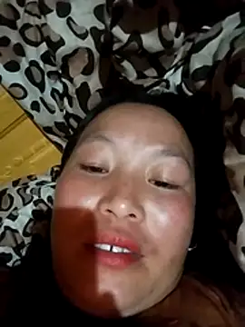 miss-su online show from April 14, 1:33 pm