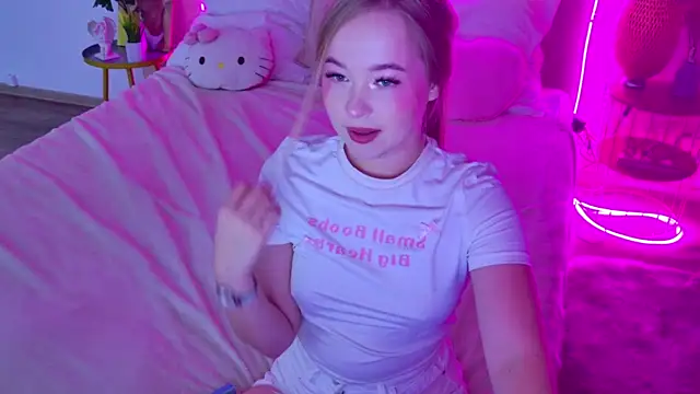 MellisaLanee online show from September 18, 4:05 pm