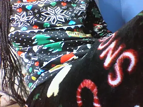 Moongodessy online show from March 8, 4:00 pm