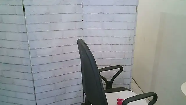 Helen xi  online show from January 12, 5:12 am