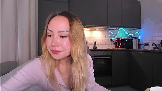 baobei03 online show from February 3, 11:15 am