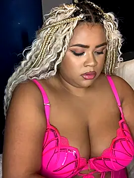 Snapshot of leiafox chatting on September 22, 11:30 am leiafox online show from September 22, 11:30 am