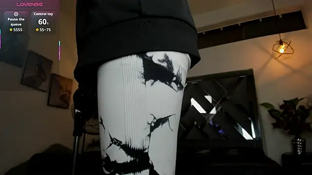 Candy Hott7 online show from December 17, 8:24 pm