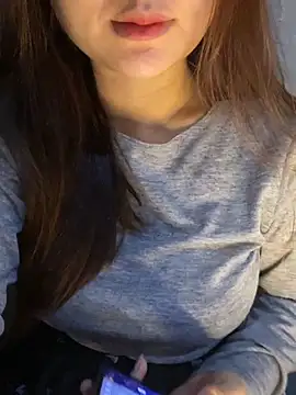 Hinne07 online show from February 12, 9:22 am